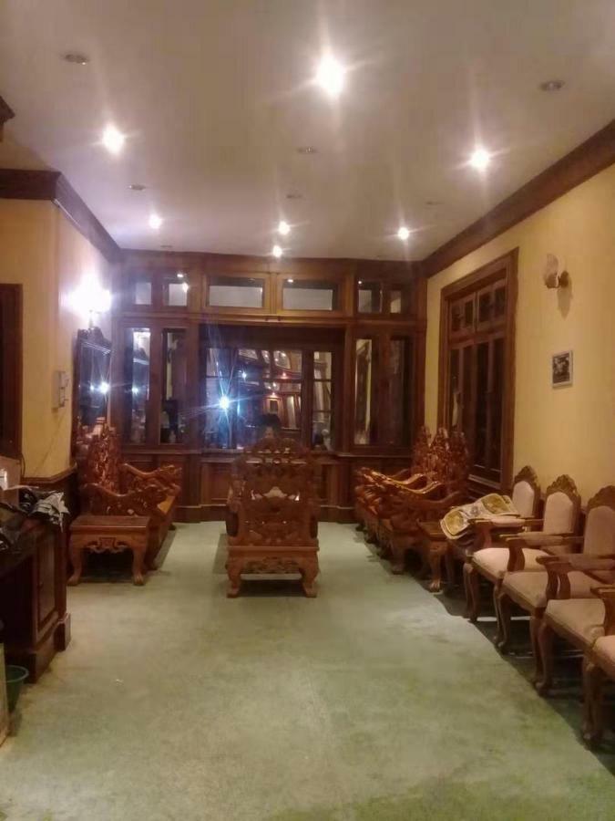 Green Land Hotel Ban Nongdouang Exteriör bild